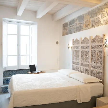 Terra - Stanza Viaggio 3* Carloforte (Isola di San Pietro)