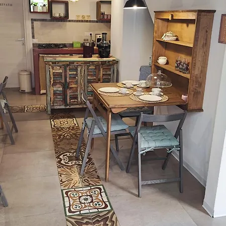 Bed & Breakfast Terra - Stanza Viaggio