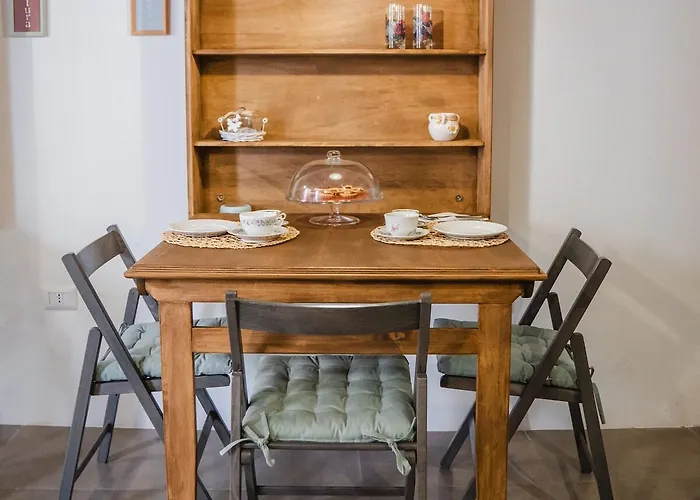 Terra - Stanza Viaggio Bed and breakfast